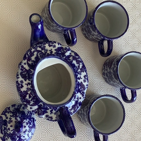 Tea Set / 4. - Picture 4 of 5